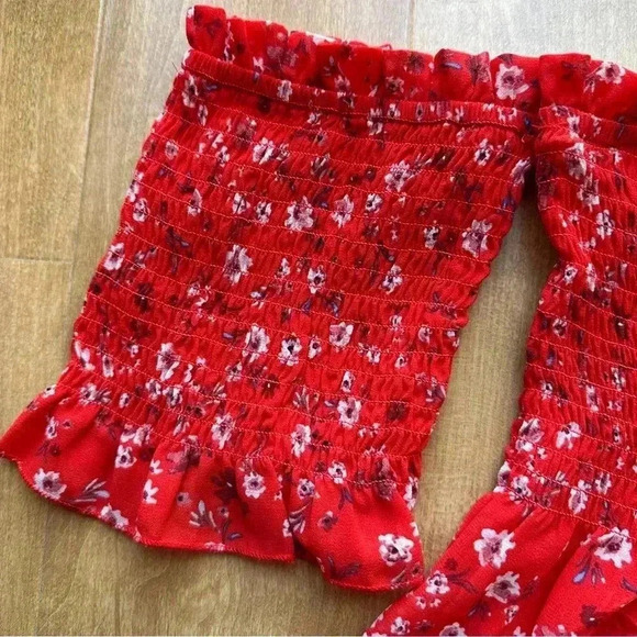 TOBI Red Floral Smocked Tassel Across the Shoulder Blouse, Size Medium - Picture 6 of 16